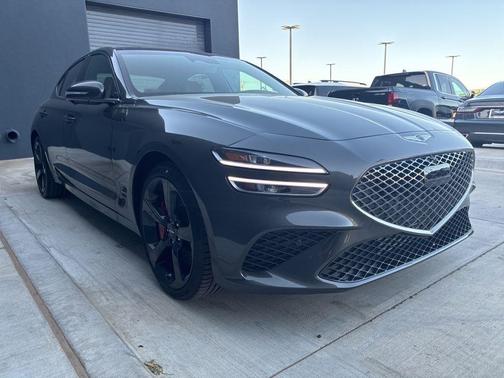 Makalu Gray 2026 Genesis G70 3.3T Sport Prestige