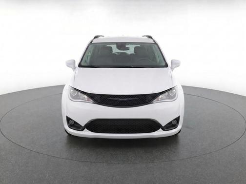 Bright White Clearcoat 2020 Chrysler Pacifica Touring-L Plus