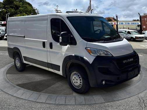 White 2025 RAM ProMaster 2500 Base