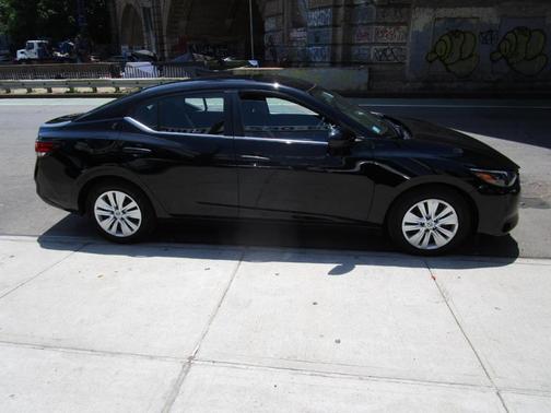 Black 2025 Nissan Sentra S