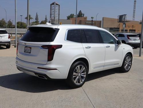 2022 Cadillac XT6 Premium Luxury FWD