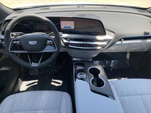 2025 Cadillac LYRIQ Luxury w/1SC