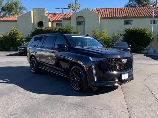 2024 Cadillac Escalade ESV Sport Platinum