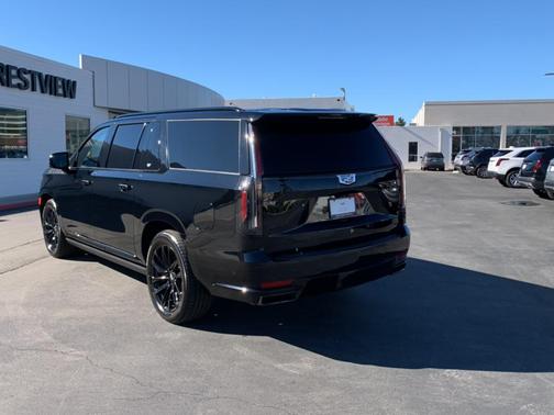 2024 Cadillac Escalade ESV Sport Platinum