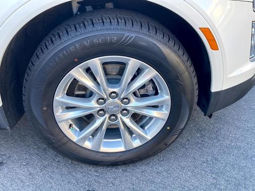 2023 Cadillac XT5 Luxury