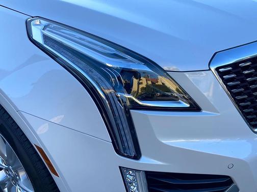 2023 Cadillac XT5 Luxury