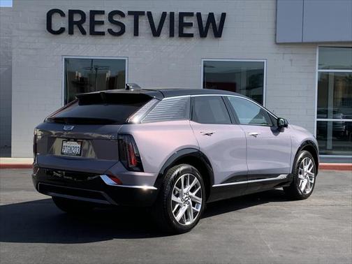 2025 Cadillac OPTIQ Luxury 1 AWD