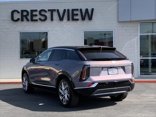 2025 Cadillac OPTIQ Luxury 1 AWD