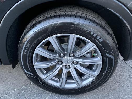 2022 Cadillac XT4 Sport