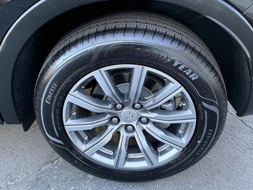 2022 Cadillac XT4 Sport