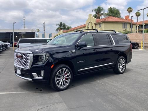 Midnight Blue Metallic 2021 GMC Yukon XL Denali