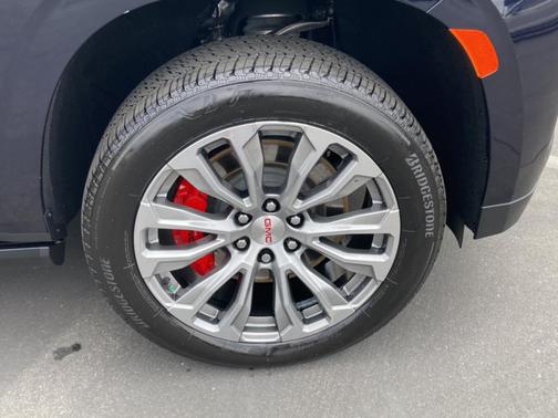 Midnight Blue Metallic 2021 GMC Yukon XL Denali