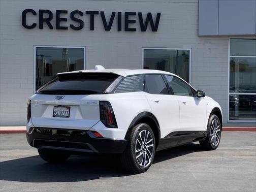 2025 Cadillac OPTIQ Sport 2 AWD