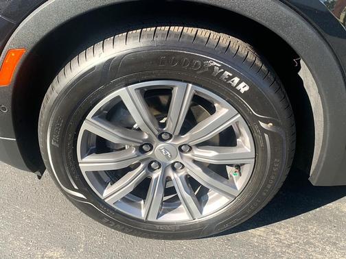 2022 Cadillac XT4 Sport