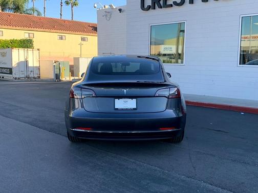 2019 Tesla Model 3 Mid Range