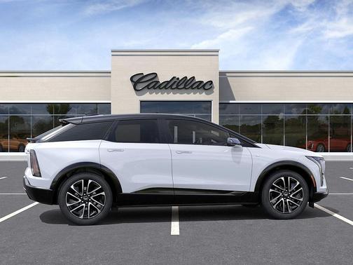 Vibrant White Tricoat 2026 Cadillac OPTIQ Sport
