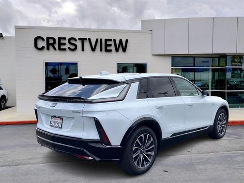 Vibrant White Tricoat 2026 Cadillac LYRIQ Premium Sport