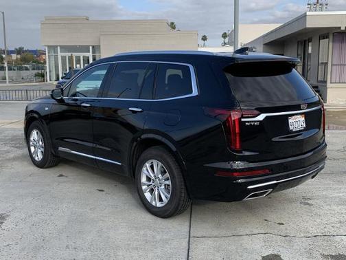 2023 Cadillac XT6 Luxury FWD