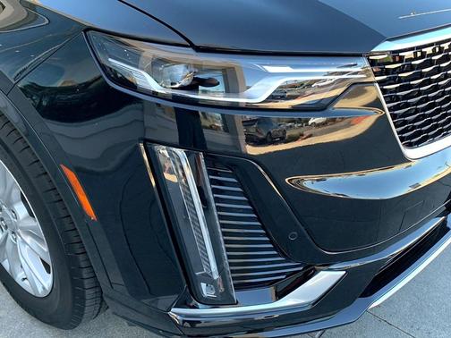 2025 Cadillac XT6 Luxury FWD