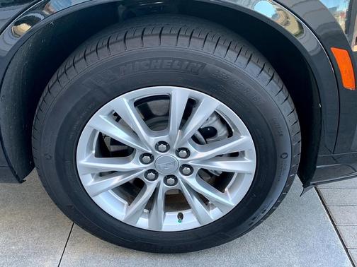 2025 Cadillac XT6 Luxury FWD