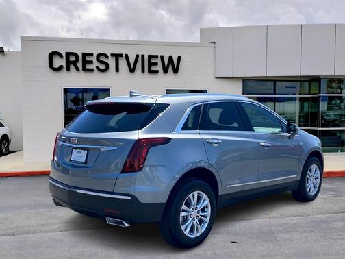 Argent Silver Metallic 2025 Cadillac XT5 Luxury