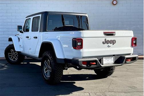 2025 Jeep Gladiator Mojave
