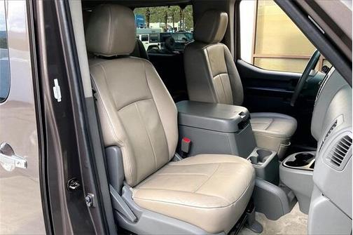 2018 Nissan NV Passenger NV3500 HD SL V8