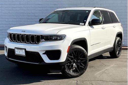 2023 Jeep Grand Cherokee Laredo