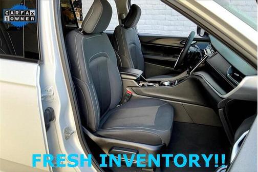 2023 Jeep Grand Cherokee Laredo