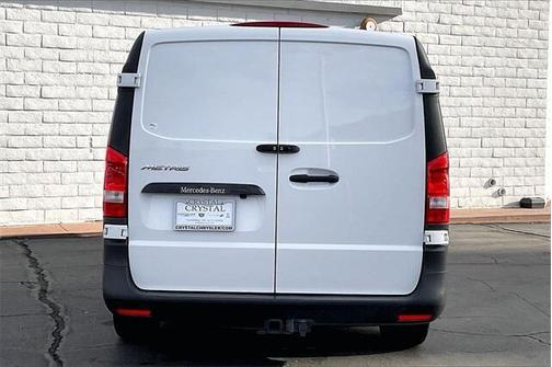 2022 Mercedes-Benz Metris Base