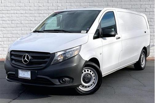 2022 Mercedes-Benz Metris Base