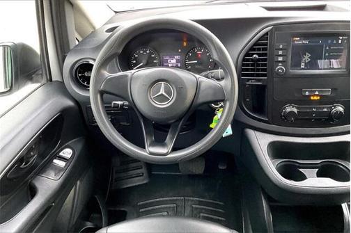 2022 Mercedes-Benz Metris Base