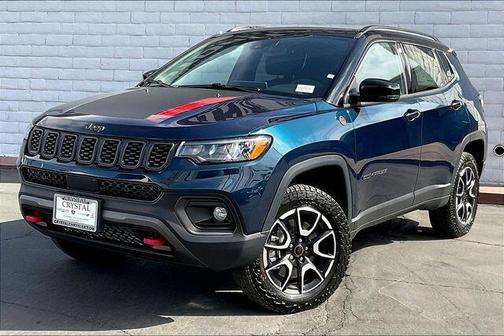 Fathom Blue Pearl Coat 2026 Jeep Compass Trailhawk
