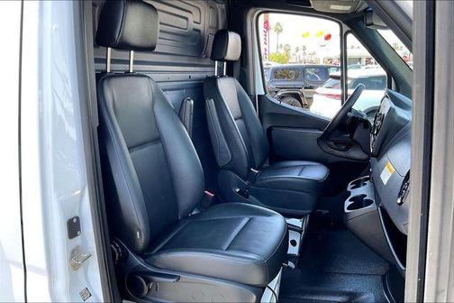 Arctic White 2025 Mercedes-Benz Sprinter 2500 Standard Roof