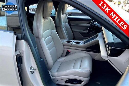 2022 Porsche Taycan Base