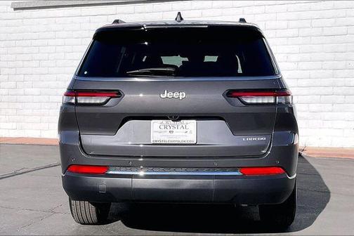 Baltic Gray Metallic Clearcoat 2025 Jeep Grand Cherokee L Laredo