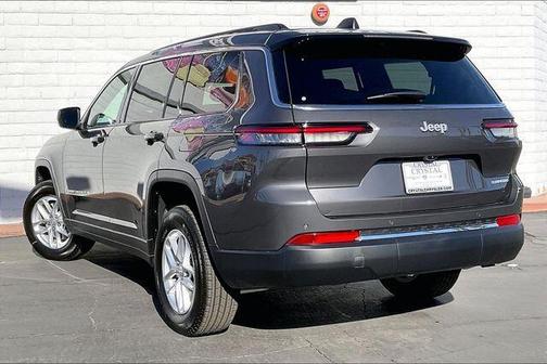 Baltic Gray Metallic Clearcoat 2025 Jeep Grand Cherokee L Laredo