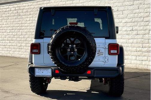 2025 Jeep Wrangler Willys