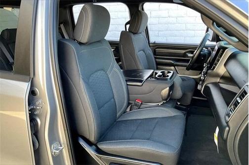 2025 RAM 1500 Warlock Crew Cab 4x4 5'7' Box