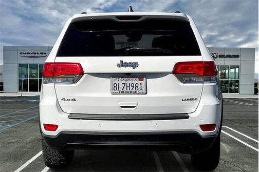 2019 Jeep Grand Cherokee Laredo