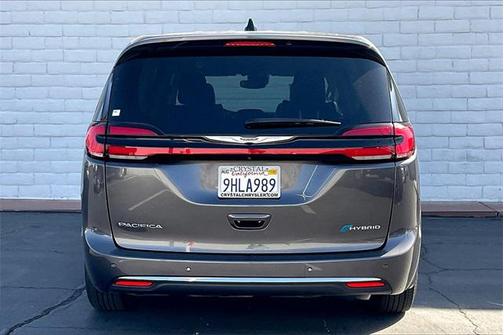2023 Chrysler Pacifica Hybrid Limited