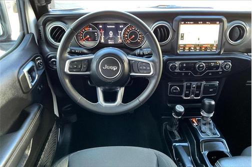 2023 Jeep Wrangler 4-Door Sahara 4x4
