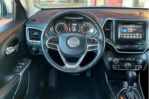 2021 Jeep Cherokee Latitude Lux