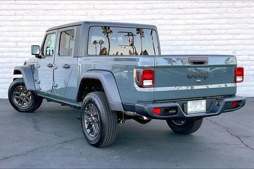 2026 Jeep Gladiator Sport S