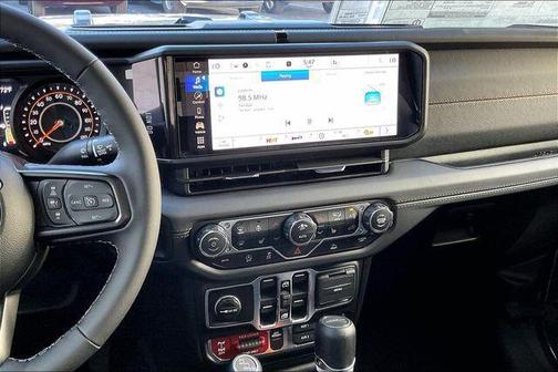 2026 Jeep Gladiator Mojave 4x4