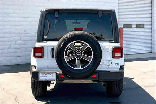 2023 Jeep Wrangler 4-Door Sahara 4x4