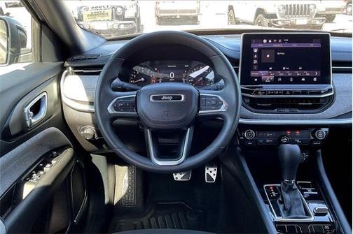 2024 Jeep Compass Sport