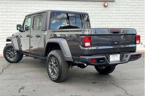 2026 Jeep Gladiator Sport S