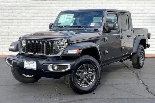 2026 Jeep Gladiator Sport S