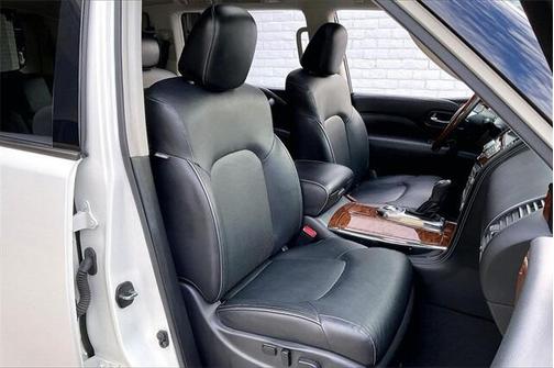 2018 INFINITI QX80 Base